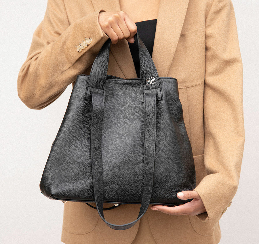 Miss Tote Black