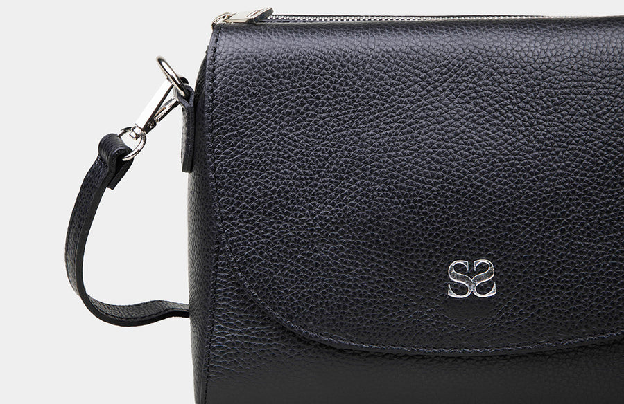 Miss Crossbody Black